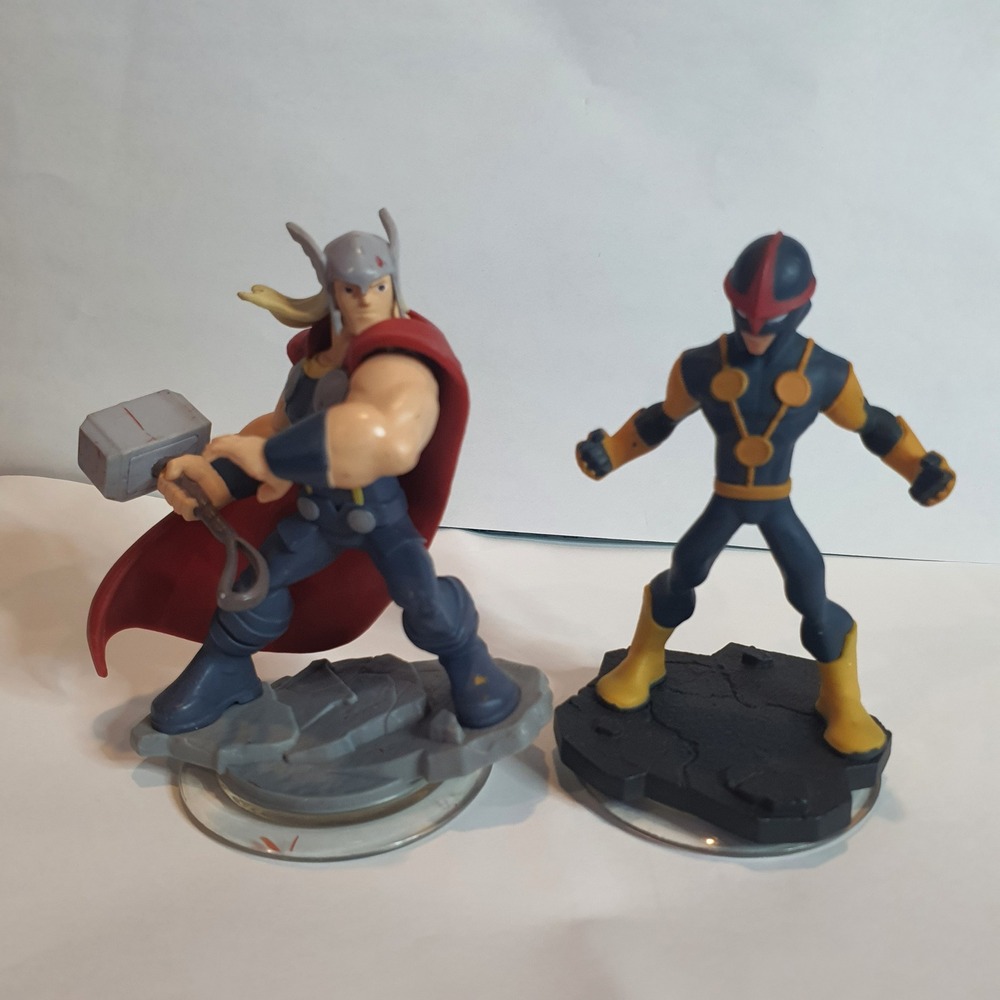 Disney Infinity 2.0 Marvel Thor and Nova Figures INF-1000103‎ INF-1000114